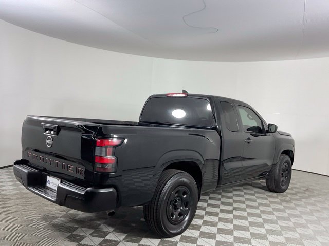 Used 2022 Nissan Frontier S RWD image 5