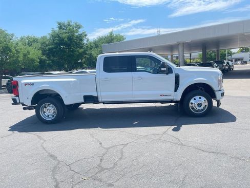 New 2026 Ford F450 Platinum w/ FX4 Off-Road Package AWD/4WD image 4