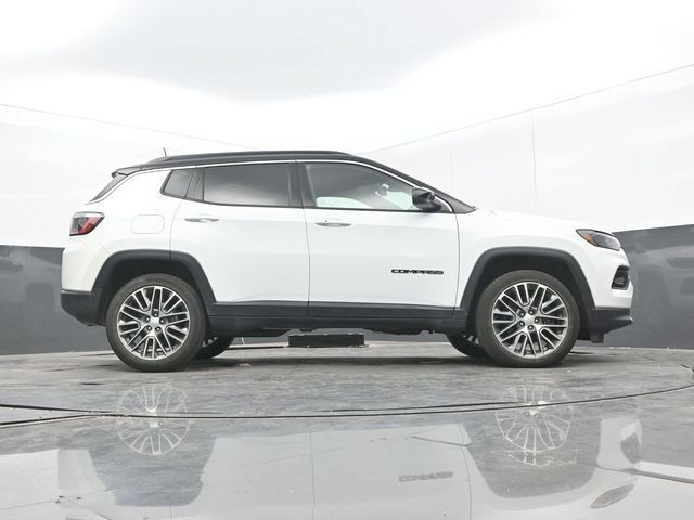 Used 2023 Jeep Compass Limited w/ Elite Group AWD/4WD image 61
