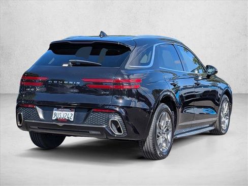Used 2025 Genesis GV70 2.5T AWD/4WD image 5