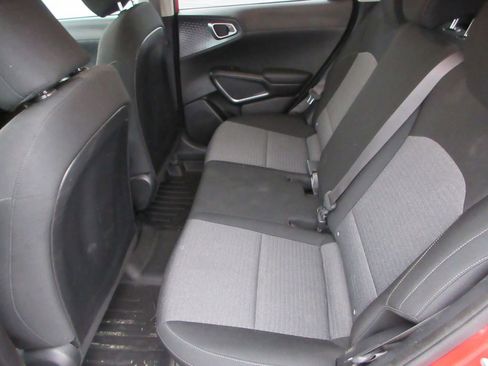 Used 2020 Kia Soul S image 15