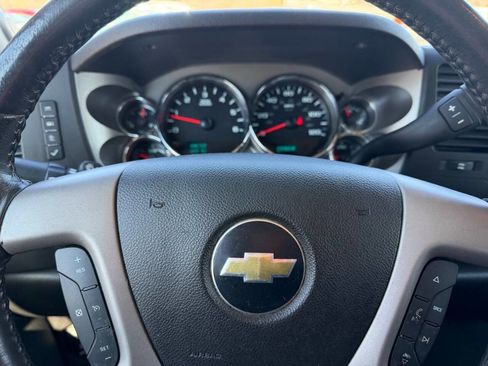 Used 2011 Chevrolet Silverado 1500 LT w/ All-Star Edition image 21