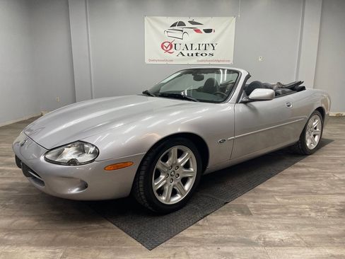 Used 2000 Jaguar XK8 Convertible image 1
