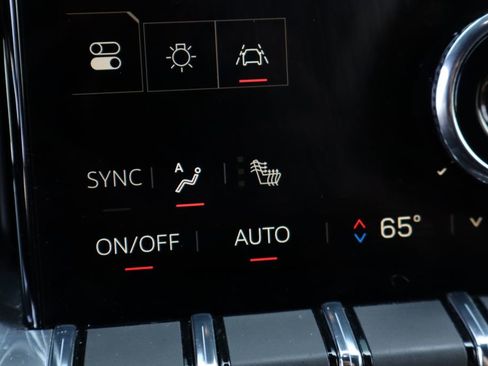 Used 2025 GMC Acadia Elevation FWD image 24