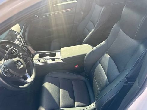 Used 2020 Honda Accord Sport image 11