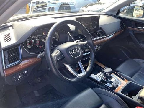 Used 2023 Audi Q5 2.0T Prestige w/ Prestige Package image 17