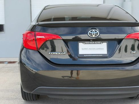 Used 2017 Toyota Corolla SE w/ Carpet Mat Package (TMS) FWD image 24