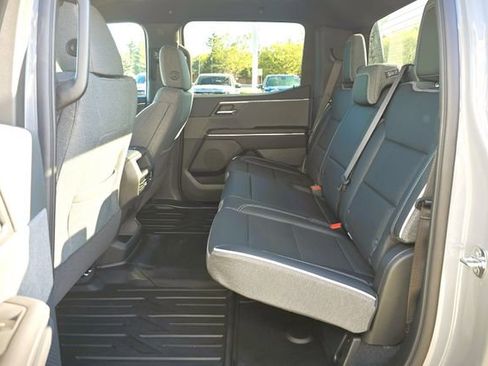 Used 2026 GMC Sierra EV Elevation AWD/4WD image 12