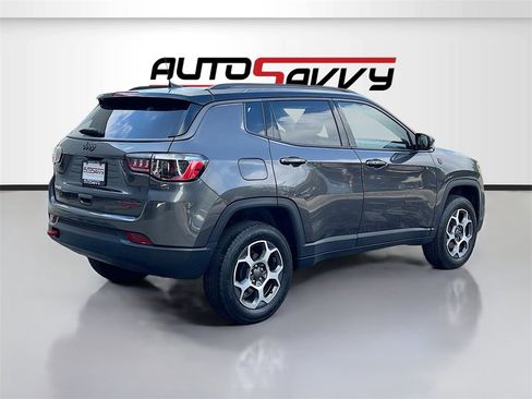 Used 2022 Jeep Compass Trailhawk image 7