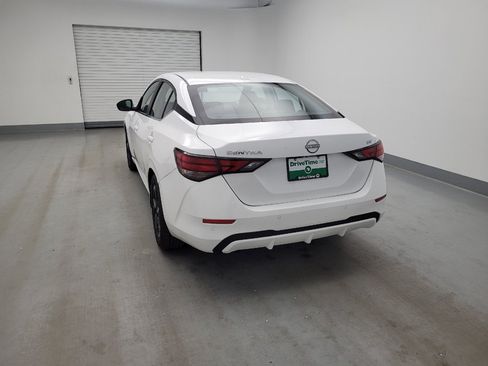 Used 2024 Nissan Sentra SV FWD image 6