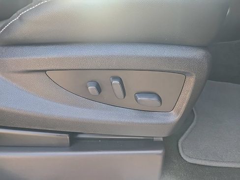 Used 2019 Chevrolet Tahoe Premier AWD/4WD image 29