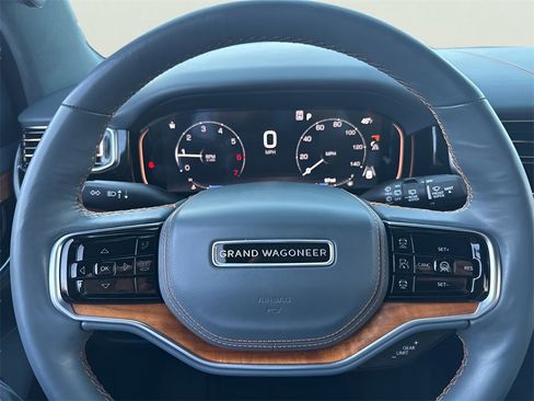 Used 2024 Jeep Grand Wagoneer Series III w/ HD Trailer Tow Package image 30