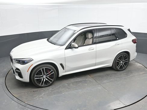 Used 2023 BMW X5 M50i w/ Executive Package image 42
