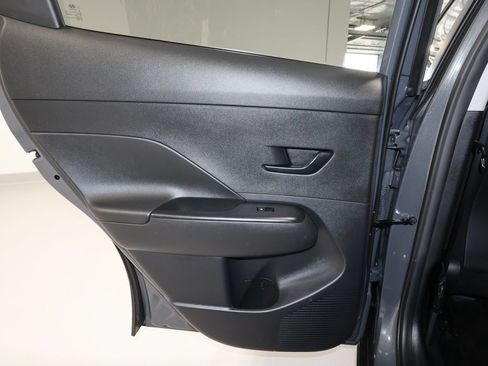 Used 2025 Hyundai Kona SEL FWD image 20
