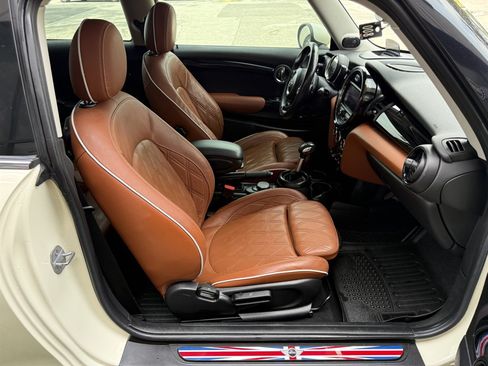 Used 2019 MINI Cooper S FWD image 16