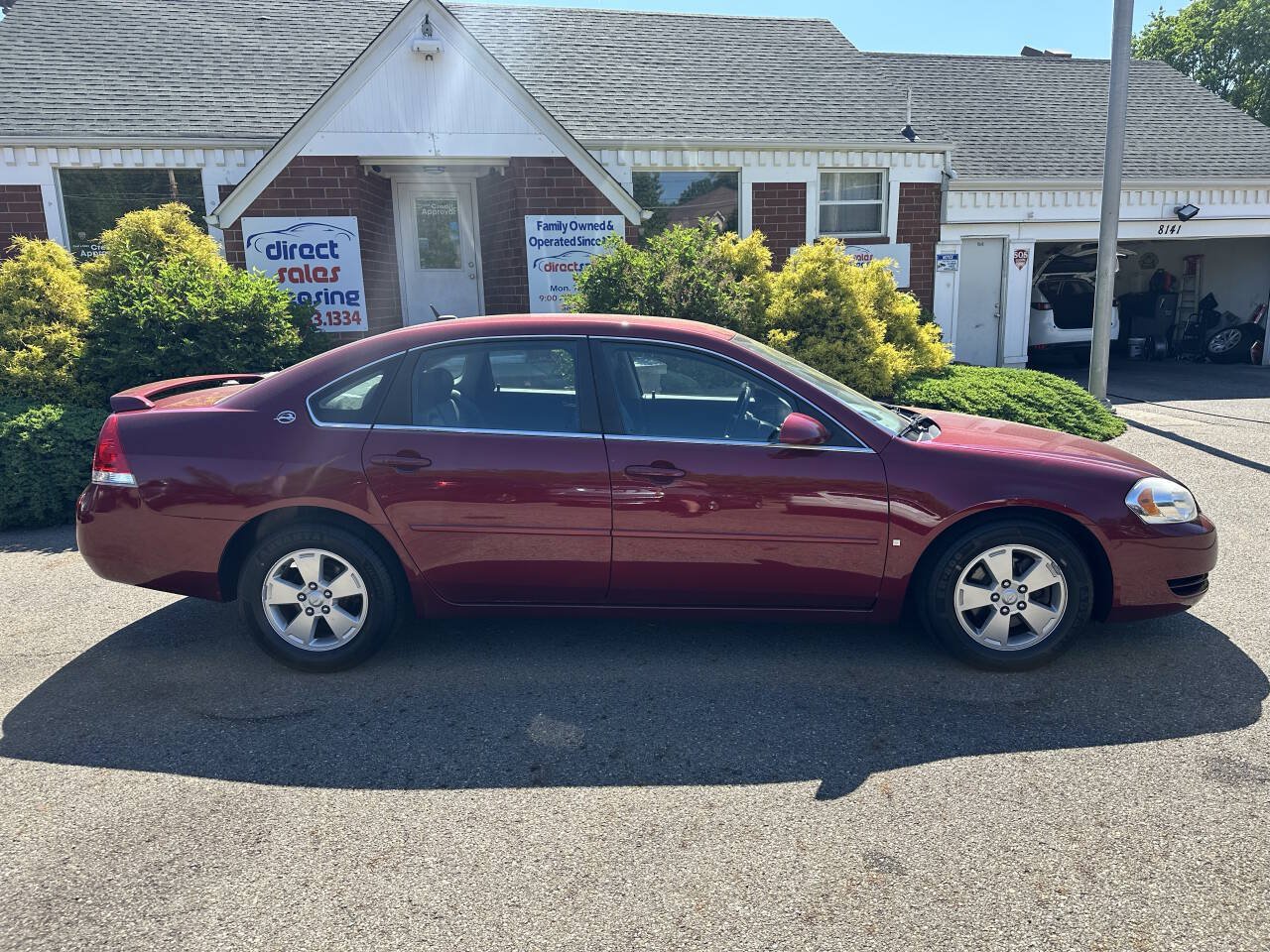 Used 2008 Chevrolet Impala LT w/ Luxury Edition Package FWD image 9