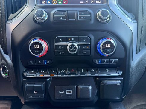 Used 2019 GMC Sierra 1500 SLT w/ SLT Premium Plus Package AWD/4WD image 19