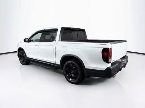 Used 2025 Honda Ridgeline Black Edition image 9