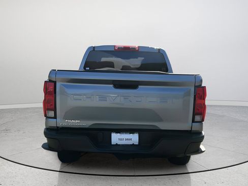 Used 2023 Chevrolet Colorado W/T image 7