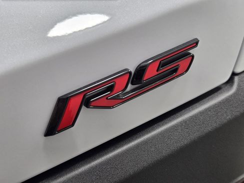 New 2026 Chevrolet Equinox RS FWD image 13