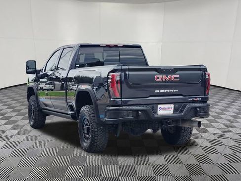 Used 2024 GMC Sierra 2500 AT4X w/ AT4X AEV Edition AWD/4WD image 4