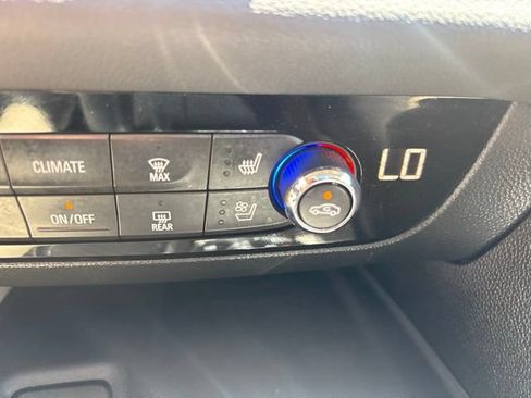 Used 2018 Buick Enclave Premium w/ Experience Buick Package AWD/4WD image 26