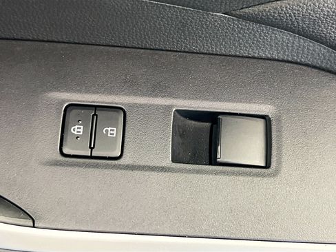 Used 2025 Toyota RAV4 LE FWD image 30