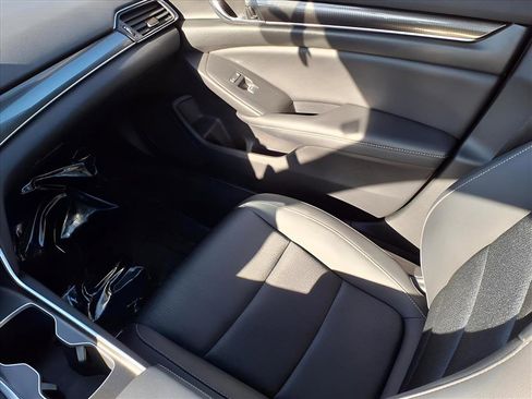 Certified 2022 Honda Accord Sport image 15