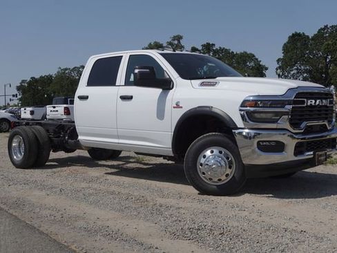 New 2025 RAM 3500 Tradesman image 5