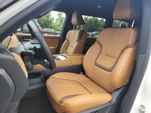 Used 2026 Nissan Armada SL w/ Captain's Chari Seat Package RWD image 19