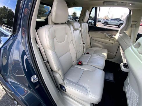 Used 2023 Volvo XC90 T8 Ultimate w/ Lounge Package image 20