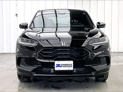New 2026 Honda HR-V Sport image 3