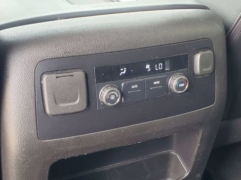 Used 2019 Chevrolet Tahoe LT AWD/4WD image 28