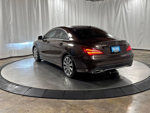 Used 2018 Mercedes-Benz CLA 250 4MATIC image 7
