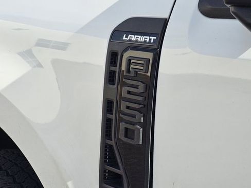 Certified 2024 Ford F250 Lariat w/ Lariat Ultimate Package image 33