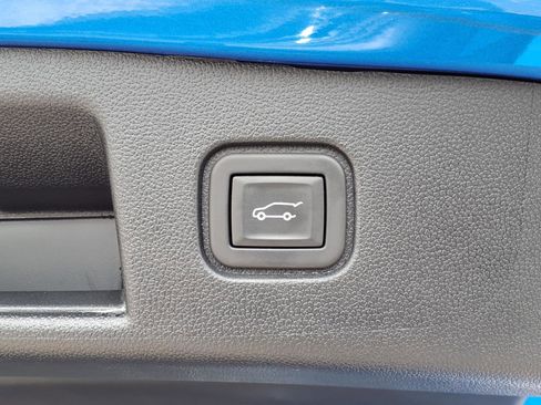 Used 2024 Chevrolet Blazer EV RS AWD/4WD image 19