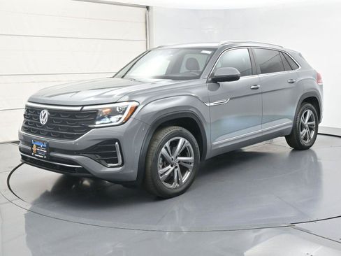 Certified 2024 Volkswagen Atlas Cross Sport SEL R-Line AWD/4WD image 1