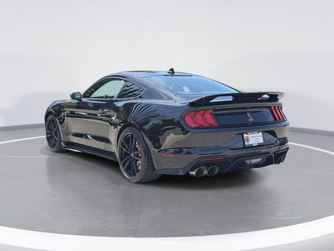 Used 2022 Ford Mustang Shelby GT500 w/ Technology Package RWD image 5