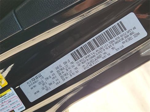 Used 2018 Jeep Wrangler Unlimited Sahara image 31