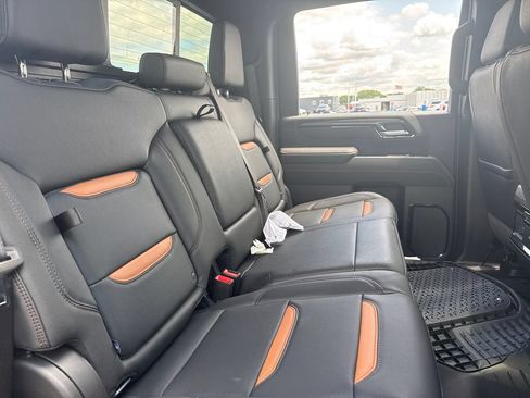 New 2026 GMC Sierra 2500 AT4 w/ AT4 Premium Plus Package AWD/4WD image 36