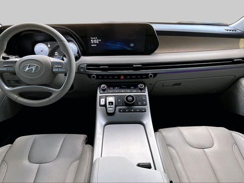 Used 2024 Hyundai Palisade Limited FWD image 15