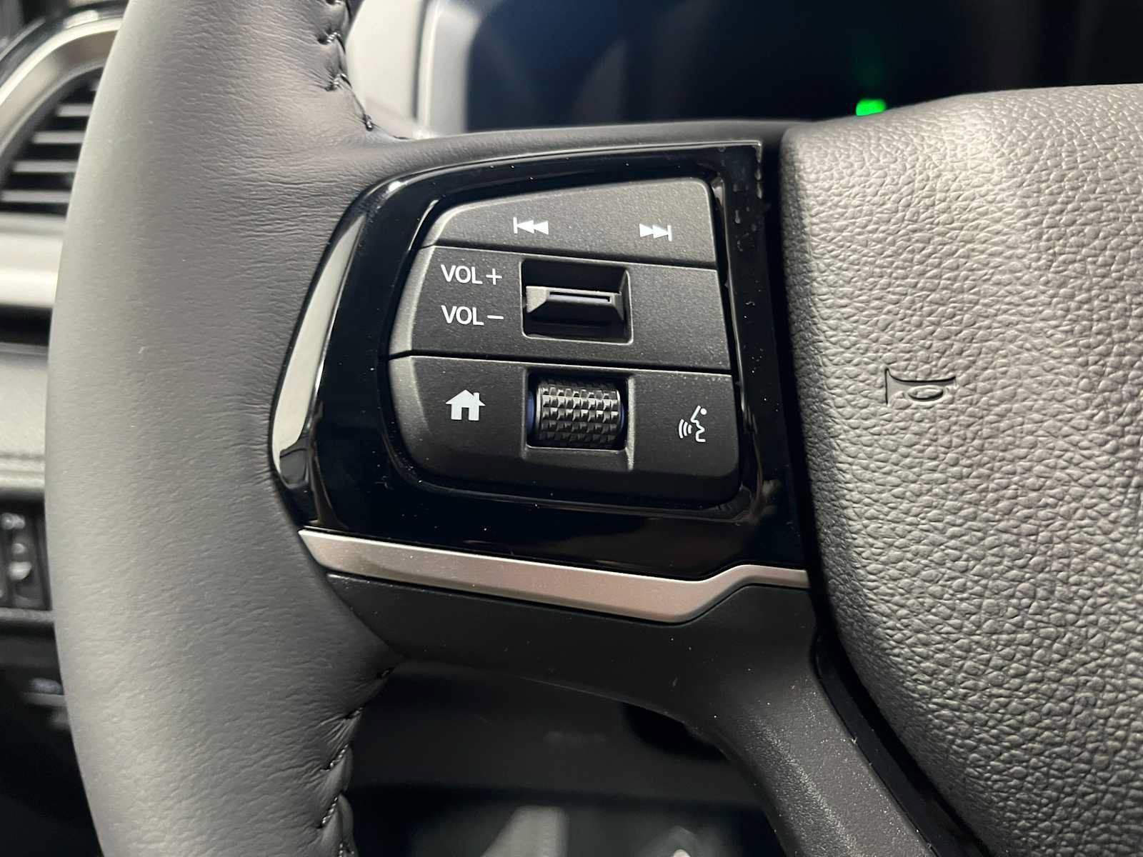 New 2027 Honda Odyssey Touring image 18