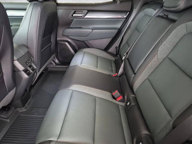 New 2027 GMC Terrain AT4 w/ Convenience Package III AWD/4WD image 14
