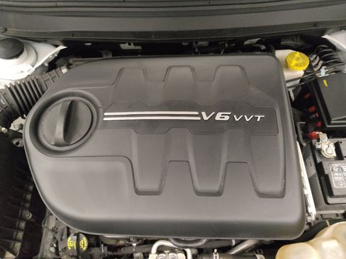 Used 2020 Jeep Cherokee Limited AWD/4WD image 30