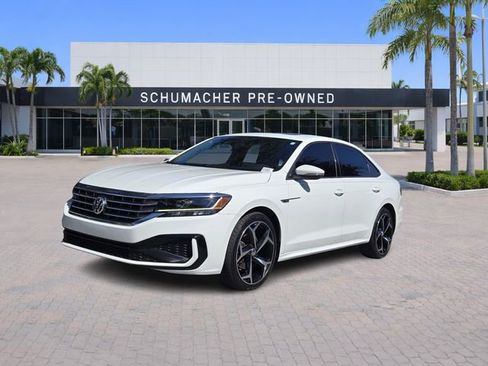 Used 2021 Volkswagen Passat 2.0T R-Line FWD image 3