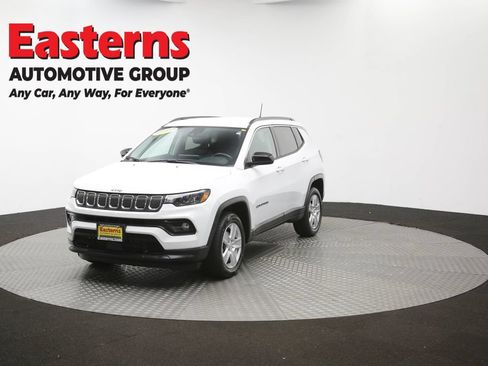 Used 2022 Jeep Compass Latitude w/ Convenience Group AWD/4WD image 54