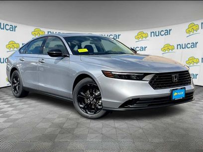 New 2025 Honda Accord SE