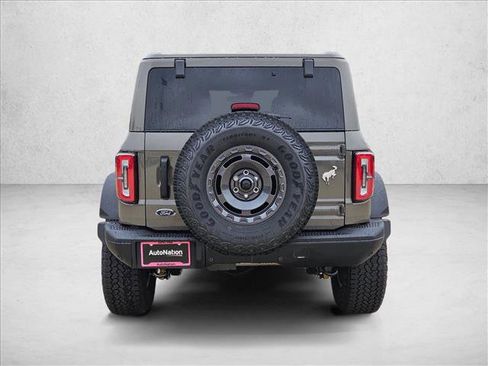 New 2025 Ford Bronco Badlands image 8