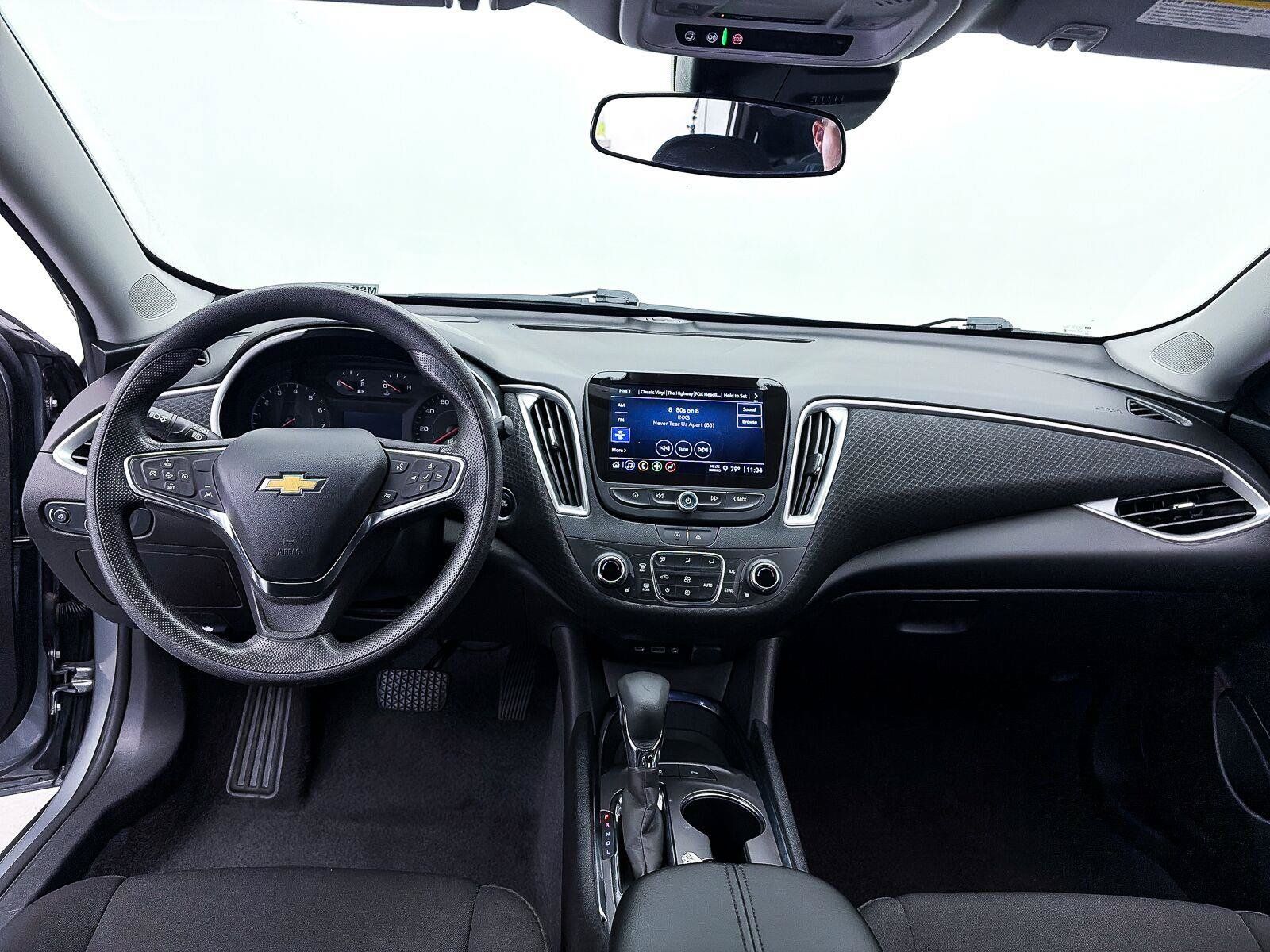 Used 2024 Chevrolet Malibu LT FWD image 18