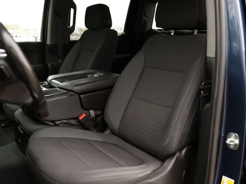 Used 2022 Chevrolet Silverado 1500 LT w/ Z71 Off-Road Package image 22